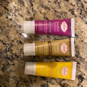 Lume deodorant sampler